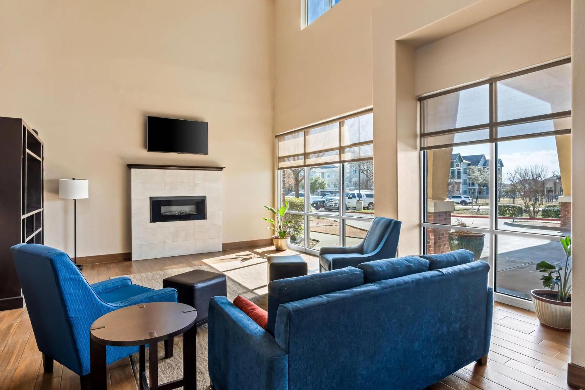 Comfort Suites Waxahachie - Dallas Ngoại thất bức ảnh